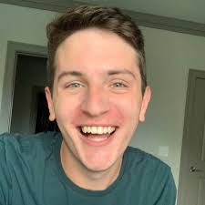 Alexis Hillman's Instagram, Twitter & Facebook