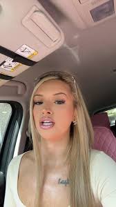 Jade Amber Talking about Her Wide Feet