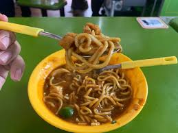 Warong Pak Sapari: Authentic Mee Soto with super sedap broth at Adam Road  Food Centre