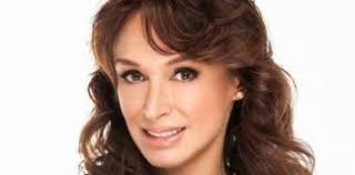 Etiqueta: Dora Mazzone