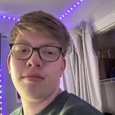 Wow, this one is even better. I can see what I'm gonna have. I like it love  it.