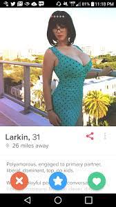 Larkin love pics