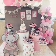 Para una niña, usted puede comenzar su decoración con flores brillantes y hermosas, globos rosados, guirnaldas lindas, bocados dulces o frutas frescas. Pin By Floresignaciaf On Balloons Girl Baby Shower Decorations Peanut Baby Shower Fiesta Baby Shower