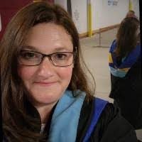 Julie Luedke's Instagram, Twitter & Facebook