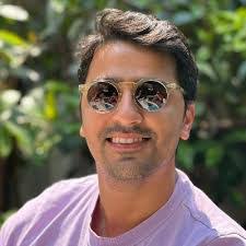 Akshay Mehra's Instagram, Twitter & Facebook