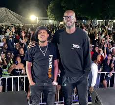 Kabza de small, lady du & boohle mp3 download. Video Kabza De Small Mocks Dj Black Coffee Zambianews365 Com