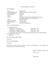Cv umumnya mencakup informasi dengan pengalaman kerja, prestasi serta penghargaan, beasiswa yang peroleh. Contoh Surat Daftar Riwayat Hidup