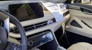 2022 infiniti qx60 interior caught undisguised and looking good carscoops infiniti infotainment system infotainment