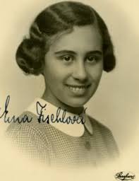 Informacje o zarobkach, kadrze zarządzającej, atmosferze ! History