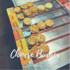 Berbeda Dengan Burger Pada Umumnya Chinese Burger Ini Tidak Menggunakan Roti Tapi Menggunakan Olahan Telur Yang Dicampur Dengan Terigu Makanan Hot Dog Burger