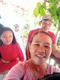 Gifting made easier with picks for every personality. 💝 Find the perfect  match at Uptown Bonifacio and make your Valentine's #AlwaysExtraordinary!