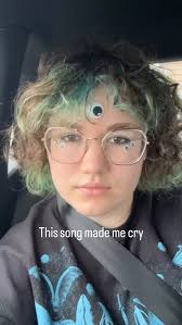 Hiatus out now!!!! Stream from the link in my bio :), Excited to finally  share this song with yall, it’s been a long time in the making. A huge  thanks to @emilio_dzz for playing drums