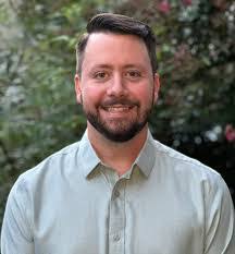 Roger Dial's Instagram, Twitter & Facebook