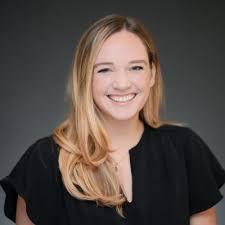 madeline bacon (@maddybakeslawlz)