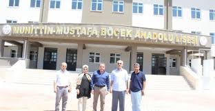 1.409 beğenme · 7 kişi bunun hakkında konuşuyor · 1.040 kişi buradaydı. Bocek Babasinin Adina Yaptirdigi Okulu Gezdi Egitim Antalya Haberleri