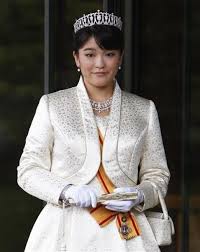 Princess Mako Of Akishino Wearing The Diamond Akishino Tiara Princessmako Royal Crowns Women Attire