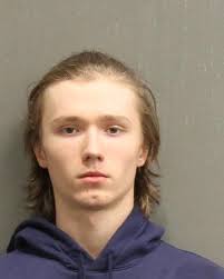 Police: Teen seen drag racing in Nashville arrested after driving 120 mph