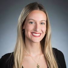 Ava Nichols (@ava_nics)