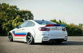 Liberty Walk Bmw M4 Bmw M4 Bmw Volkswagen Car