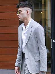 Check spelling or type a new query. Potong Rambut Tampilan Baru Zayn Malik Dikritik Netizen Mirip Jamur