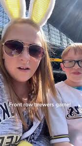 Amy Williams Front Row Brewers