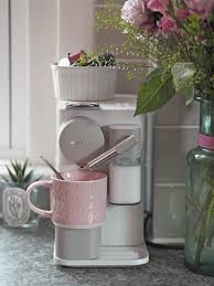 * en user manual de bedienungsanleitung es manual de usuario nl gebruiksaanwijzing cz návod k použití pl instrukcja obsługi ru инструкция по эксплуатации. Nespresso Lattissima Coffee Machine Review A Game Changer For Me Laura Louise Makeup Beauty