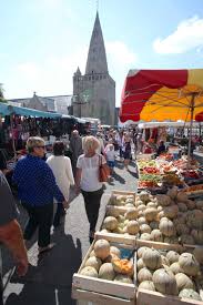 Marche Dominical Place Notre Dame Www Larmor Plage Com Larmor Plage Belle Plage Plage