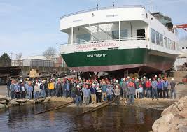 Kennedy and laguardia airports make travelling to downtown easy and taking a train into grand central station is yet another sight to see. Gladding Hearn Delivers Second Sightseeing Vessel To Nyc Workboat