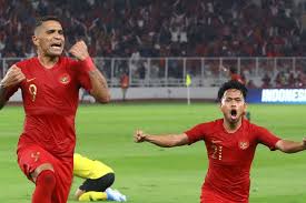 Pemimpin klasemen grup g di kualifikasi piala dunia 2022 zona asia saat ini ditempati oleh vietnam dengan koleksi 11 poin, serta malaysia di selain demi memperbaiki posisi di ranking fifa, kemenangan juga membuka peluang indonesia lolos ke babak ketiga kualifikasi piala asia 2023. Klasemen Grup G Kualifikasi Piala Dunia 2022 Timnas Indonesia Juru Kunci Tim Asean Lain Di 3 Besar Semua Halaman Bolasport Com