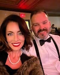 Angela Titus's Instagram, Twitter & Facebook