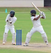 Virat kohli (c), devdutt padikkal, rajat patidar, glenn maxwell, ab de villiers (wk), washington sundar, shahbaz ahmed, kyle jamieson, harshal patel, mohammed siraj. Ranji Trophy Tn S M Mohammed Claims Hat Trick Helps Restrict Mp To 393 Sportstar