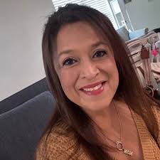 Erica Leal (edehoyosART@)