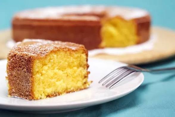 Fatia de bolo de leite