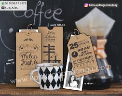Undangan pernikahan merupakan sebuah format undangan yang umumnya dalam bentuk kartu dan berisi permintaan kepada seseorang yang di undang untuk menghadiri pernikahan. 76 Ide Kartu Undangan Pelangi Bandung Kartu Undangan Pelangi