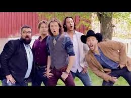 In Case You Haven T Seen It Country A Capella Group Home Free Did A Pretty Amazing Cover Of All About That Ba Home Free Music Home Free Vocal Band A Cappella