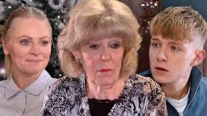 Hollyoaks spoilers: Kitchen sink sex drama for Ethan and Sienna