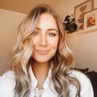 Hannah Clauss's Instagram, Twitter & Facebook