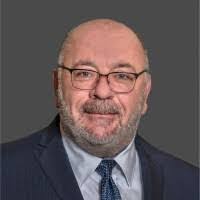 Earl Shank's Instagram, Twitter & Facebook