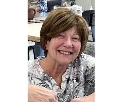 Debra Browne's Instagram, Twitter & Facebook