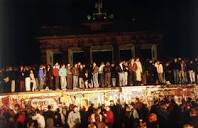 Berlin, 9 novembre 1989, le jour où le Mur est tombé - rts.ch - Monde