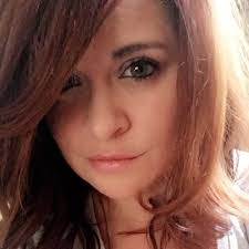 Holly Slick's Instagram, Twitter & Facebook