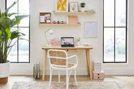 15 Desk Decor Ideas to Create Your Own Aesthetic