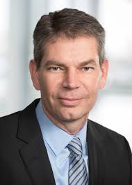 Matthew Luxton's Instagram, Twitter & Facebook