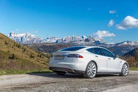 09 Tesla Dach Tesla Model S Tesla Model S P85 Tesla