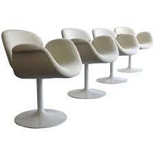 Shop allmodern for modern and contemporary tulip swivel dining chair to match your style and budget. Swivel Tulip Chairs 34 For Sale On 1stdibs