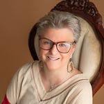 Regina Kissinger's Instagram, Twitter & Facebook