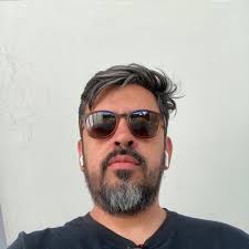 Erika Valero (@ErikaDeJulia)