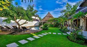 The luxurious villa rumah kecil is located in the most picturesque place on the ocean. Villa Damai Kecil Bali 2021 Updated Prices Deals