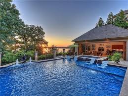 7114 Topsail Circle Tega Cay Sc 29708 Mls 3224443 Pool Houses Waterfront Homes Waterfront Homes For Sale