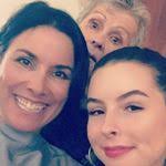 Elisa Piper's Instagram, Twitter & Facebook